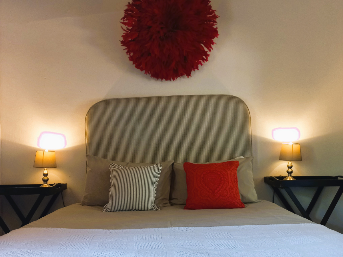 Archies bedroom Archies Cottage bedroom with queen bed and en-suite bathroom